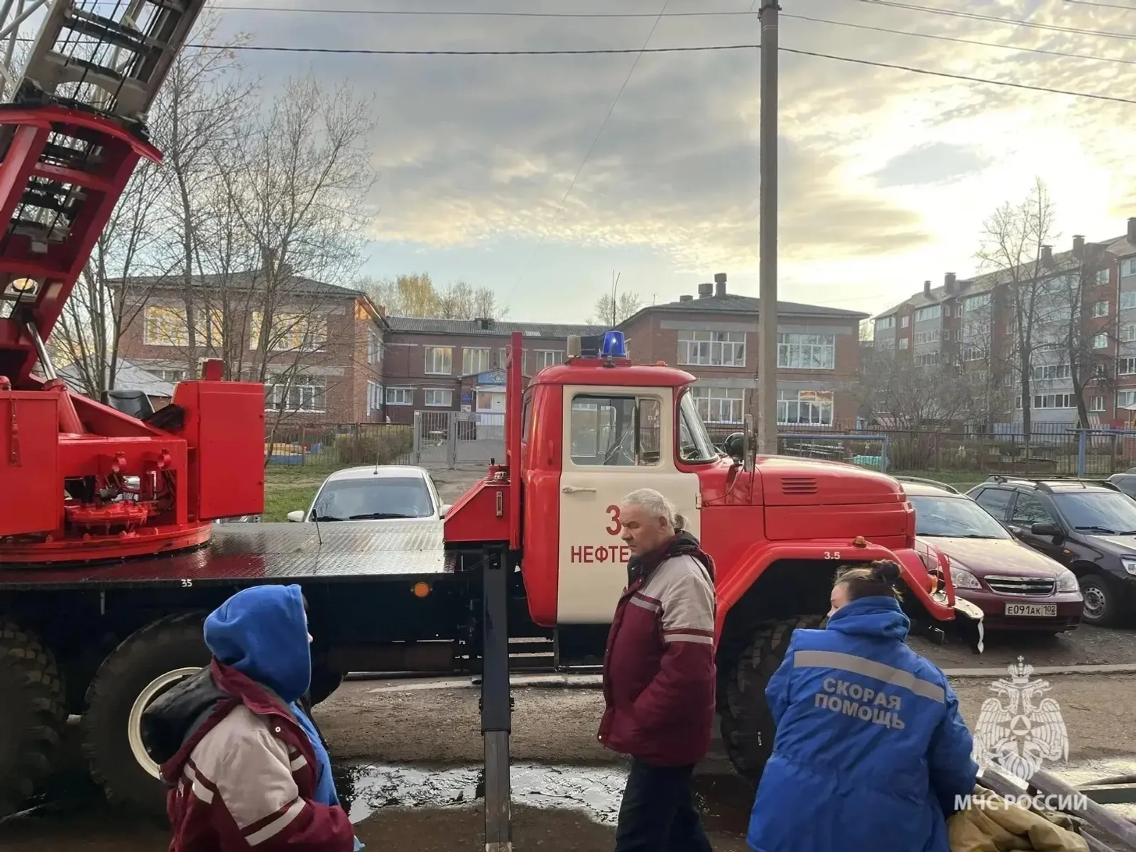 В Башкирии при пожаре в квартире погибли мать и дочь