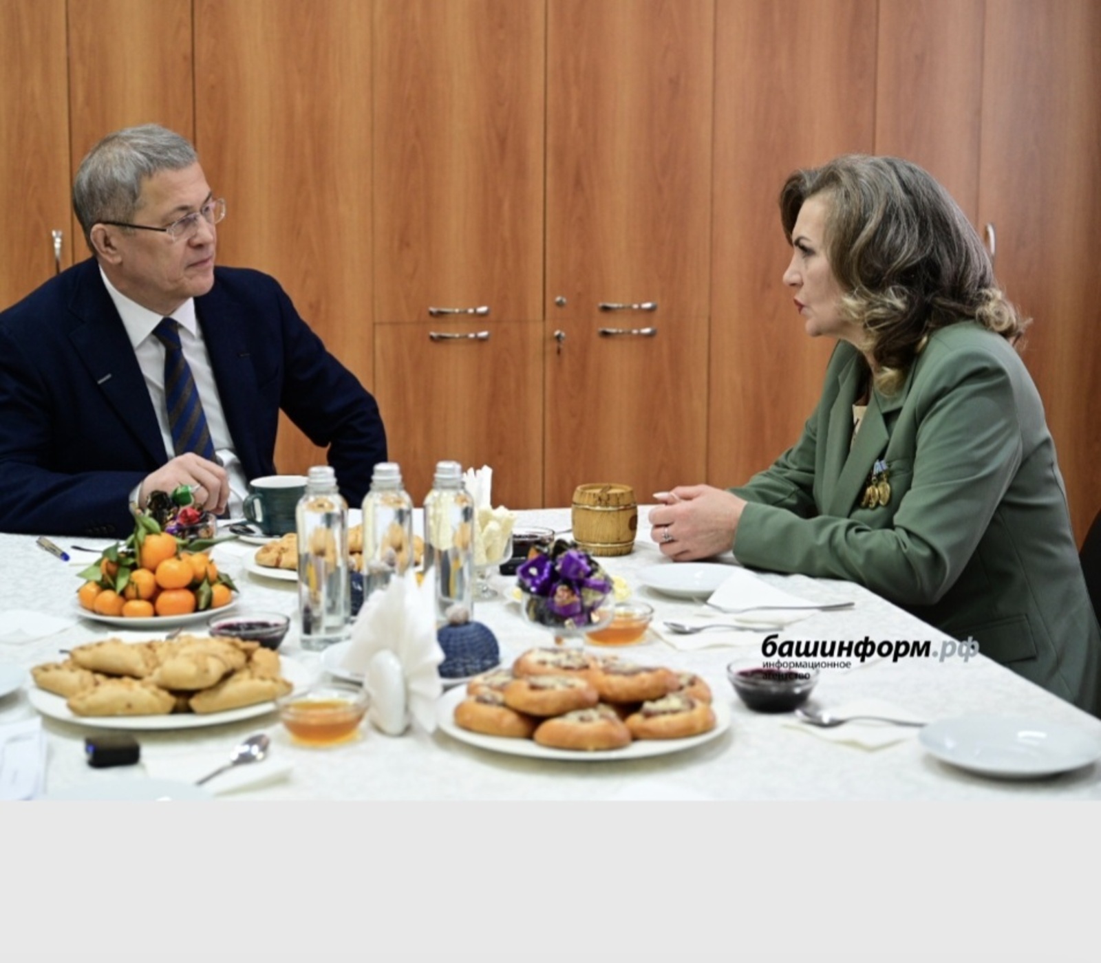 Глава Башкирии навестил маму погибшего Героя России Максима Рыбакова