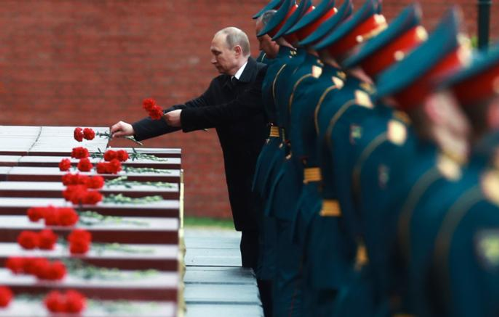 Ушаков: у Путина 9 мая ожидаются международные контакты