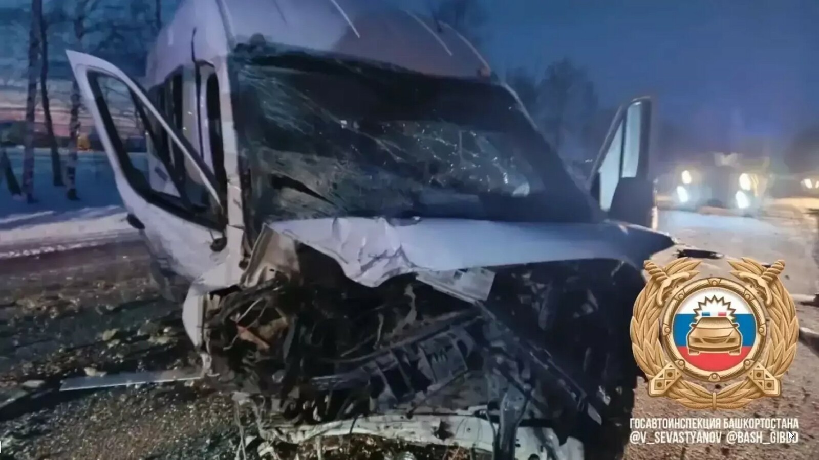 В Башкирии в ДТП с автобусом погибли два человека из легковушки