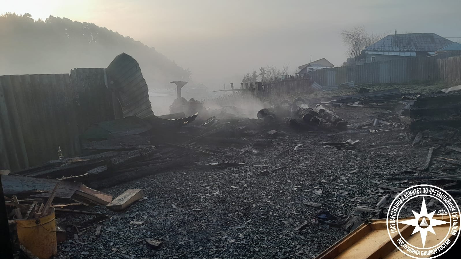 В Башкирии ночью при пожаре погиб 24-летний мужчина