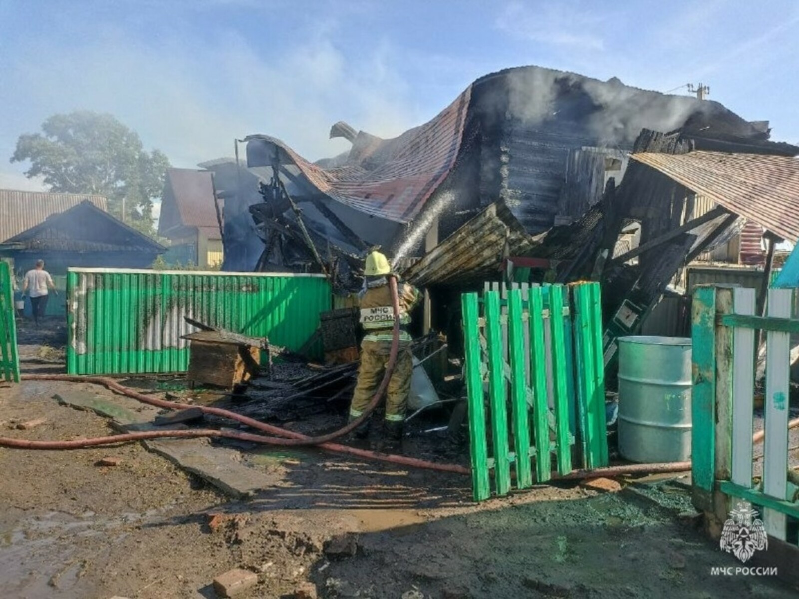 Страшный пожар в Башкирии унес жизни отца и сына