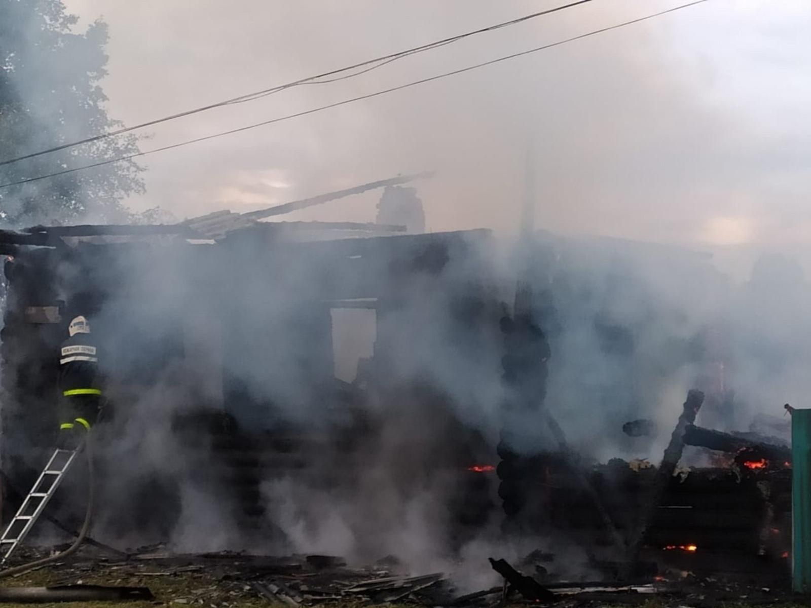 В Башкирии в сгоревшем доме нашли мертвого мужчину