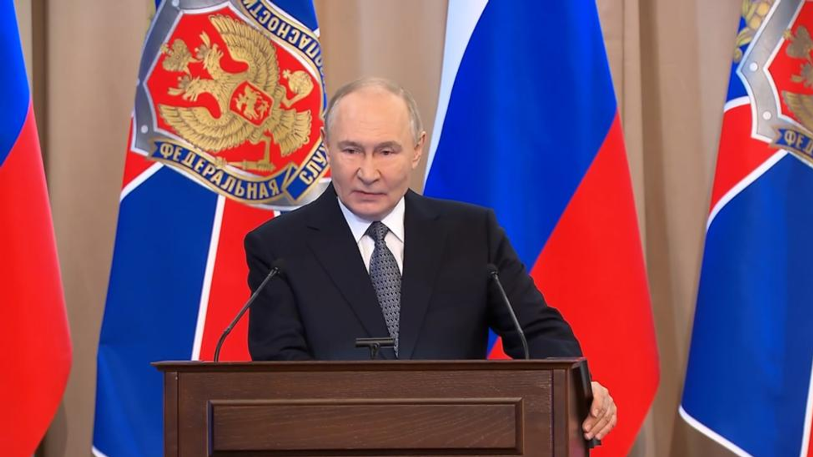 Главная Политика Путин: противники, пытающиеся нанести поражение РФ, "потом пожа