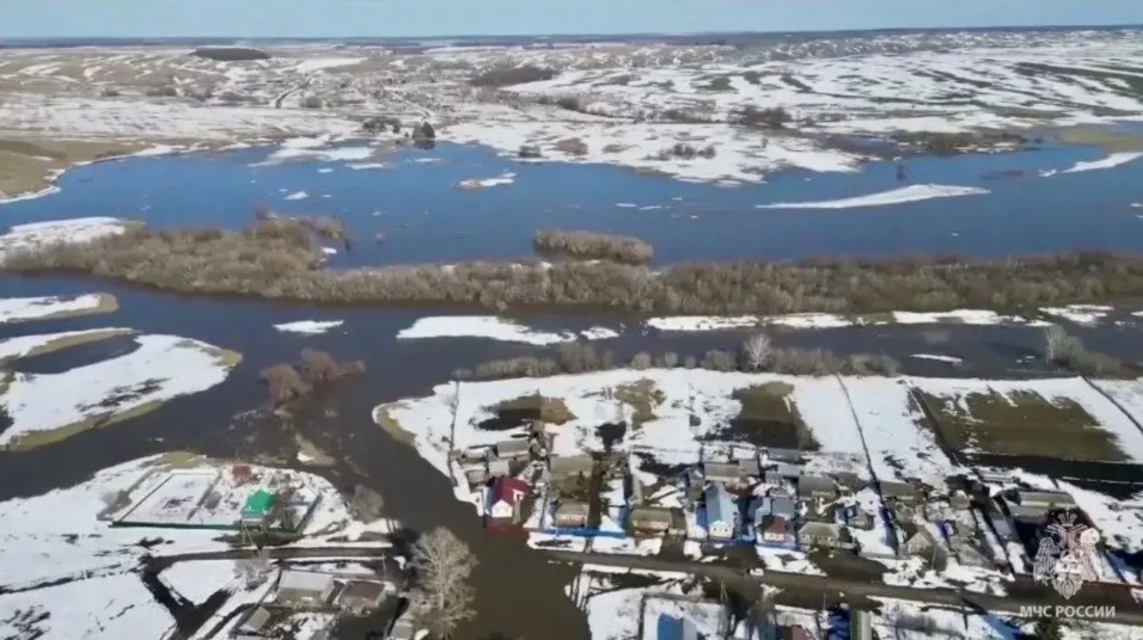 Спасатели Башкирии сообщили оперативную информацию о паводке