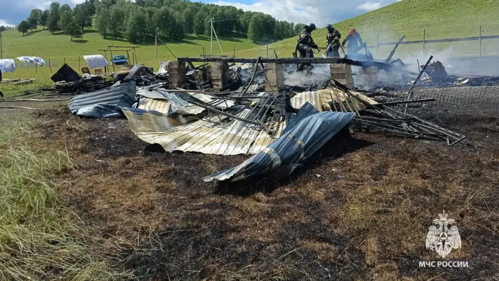В Башкирии сообщили причину пожара с гибелью троих детей