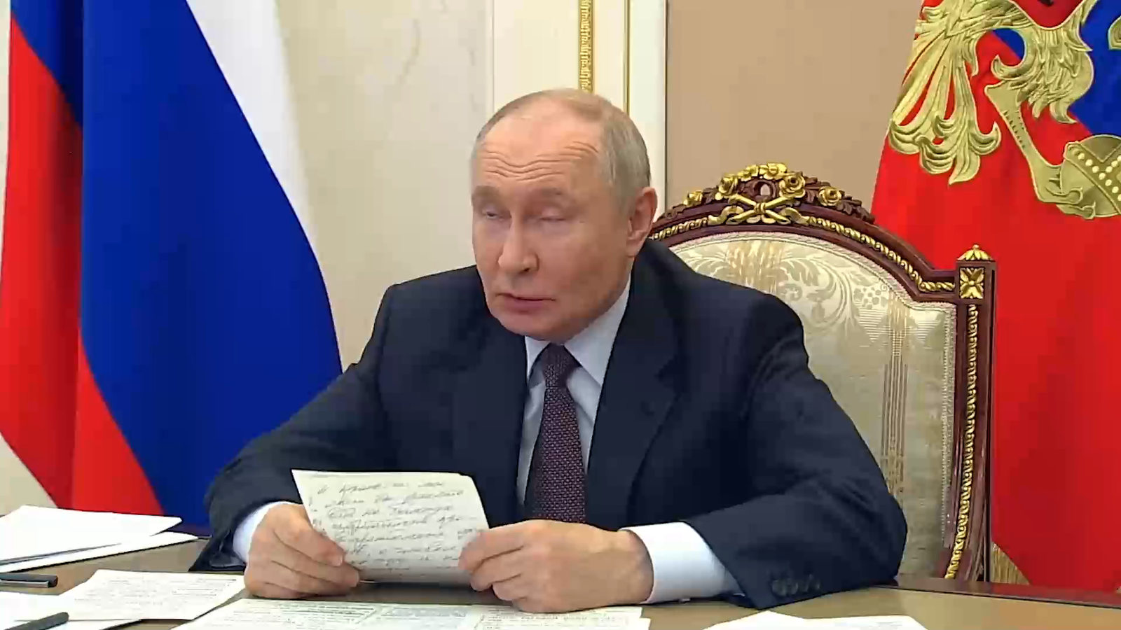 Путин объяснил сбои в работе интернета в крупных городах