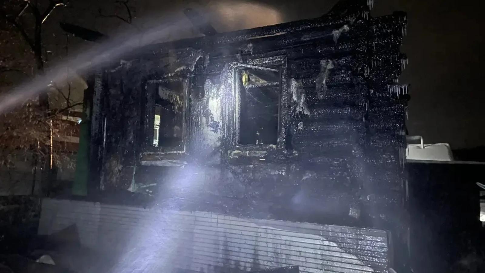 В селе Учалы в пожаре погибла женщина