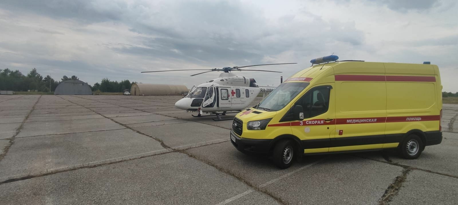 Вертолет «Ансат» Республики Башкортостан продолжает спасать жизни