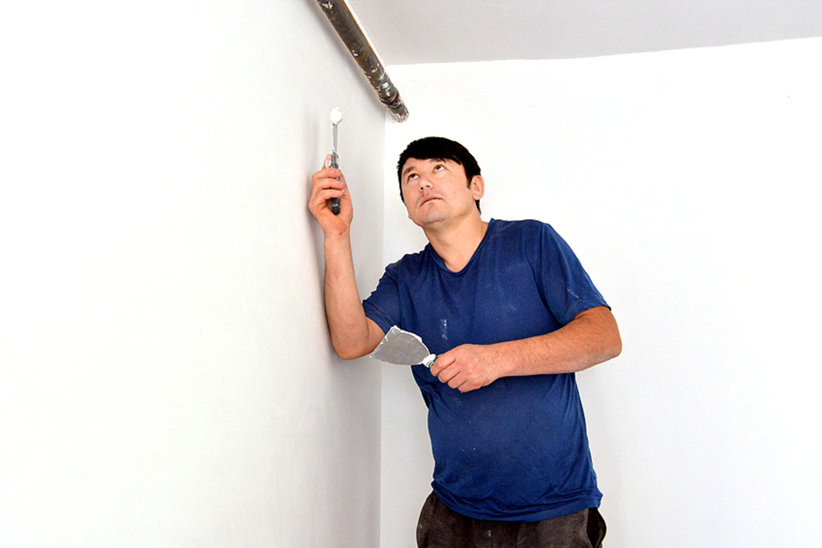 От устаревшего  в пользу нового