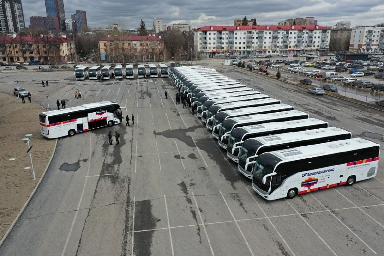 Башкирия приобрела еще тридцать туристических автобусов