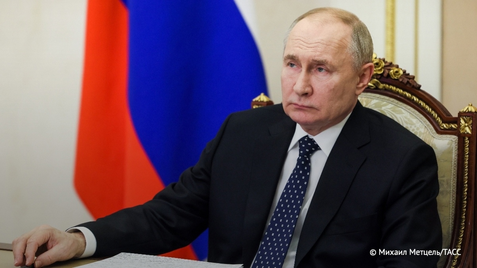 Путин поручил создать правительственную комиссию по ситуации с паводками