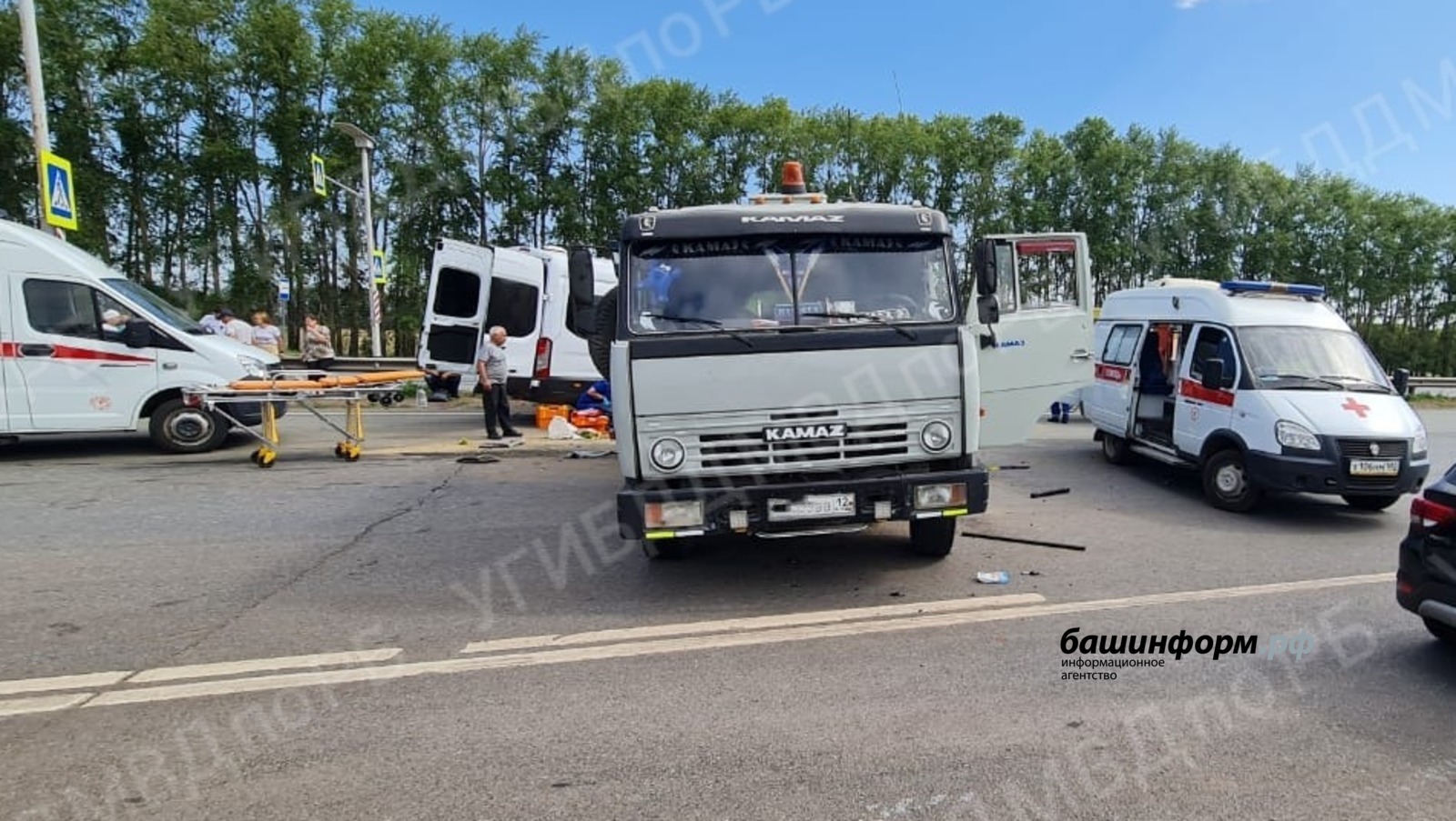 Водитель автобуса, который совершил ДТП с шестью погибшими, не заметил впереди стоящий «КамАЗ» - МВД