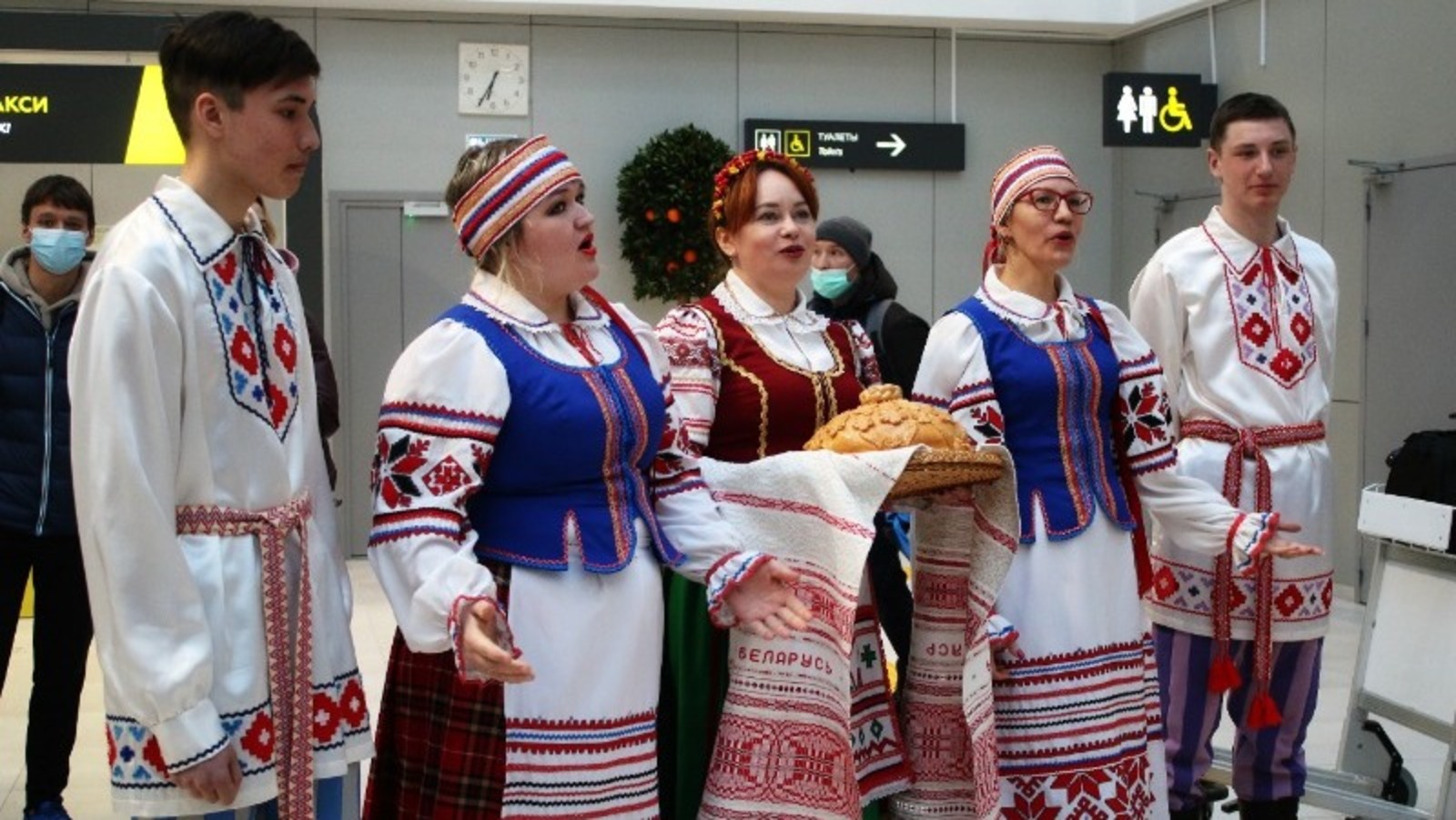 Уфа хлебом и солью встретила белорусских биатлонистов