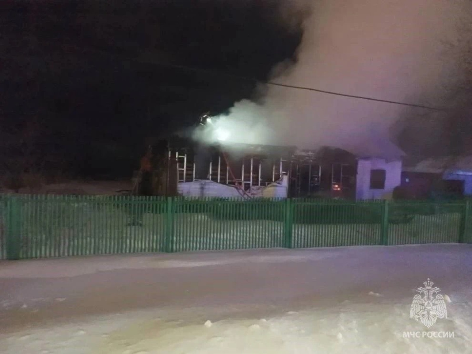 В Башкирии в ночном пожаре погиб пожилой мужчина