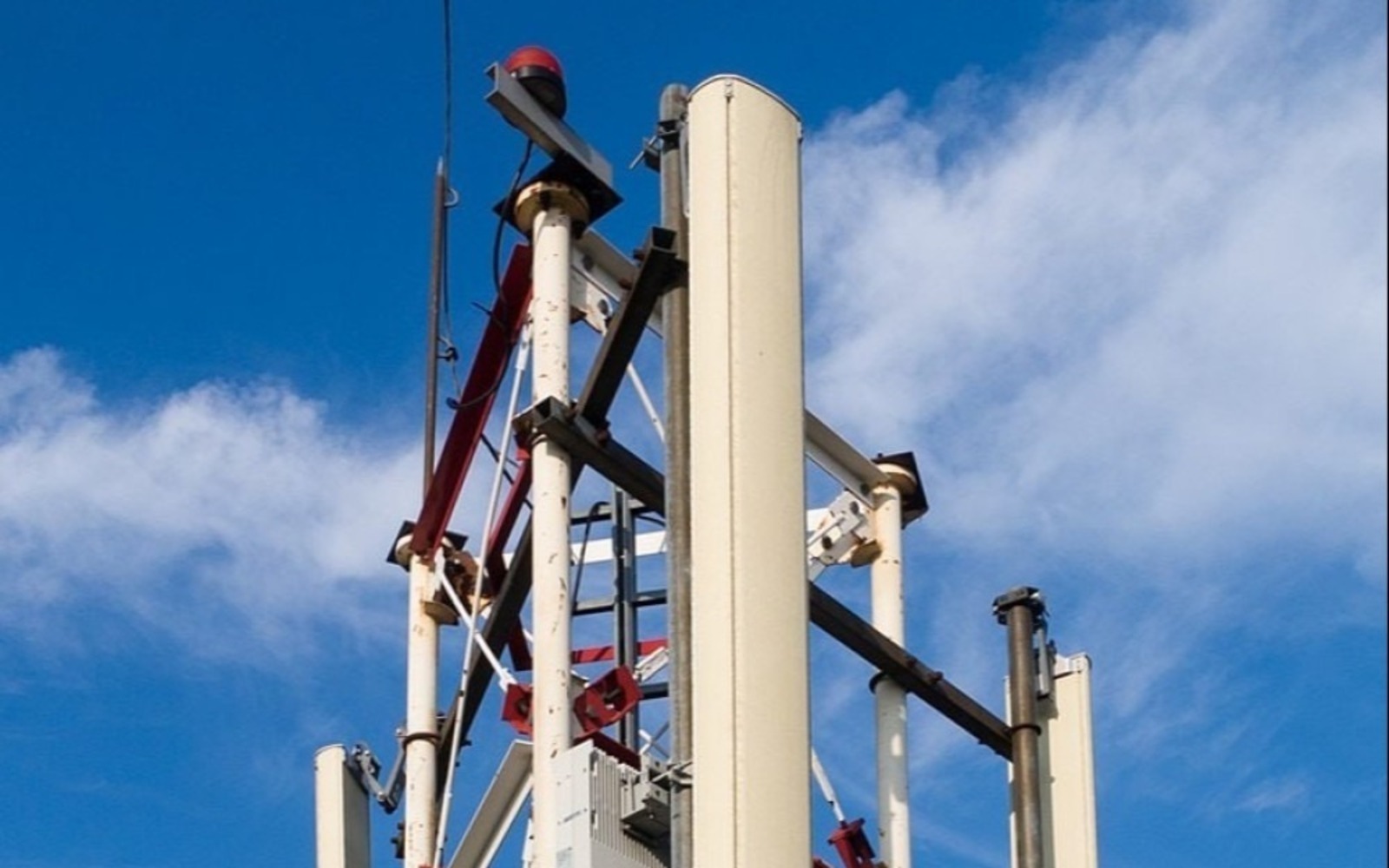 В районе Башкирии за два года обеспечили интернетом восемь посёлков