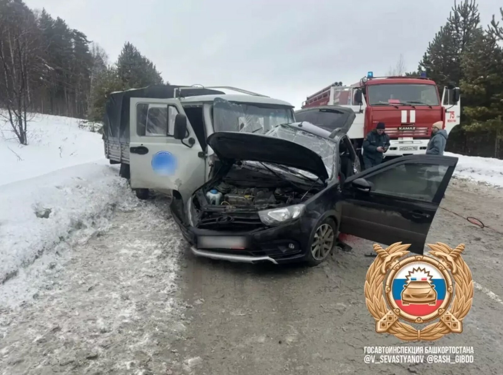 В Башкирии во встречном ДТП с «УАЗом» погиб водитель «Лады Гранты»
