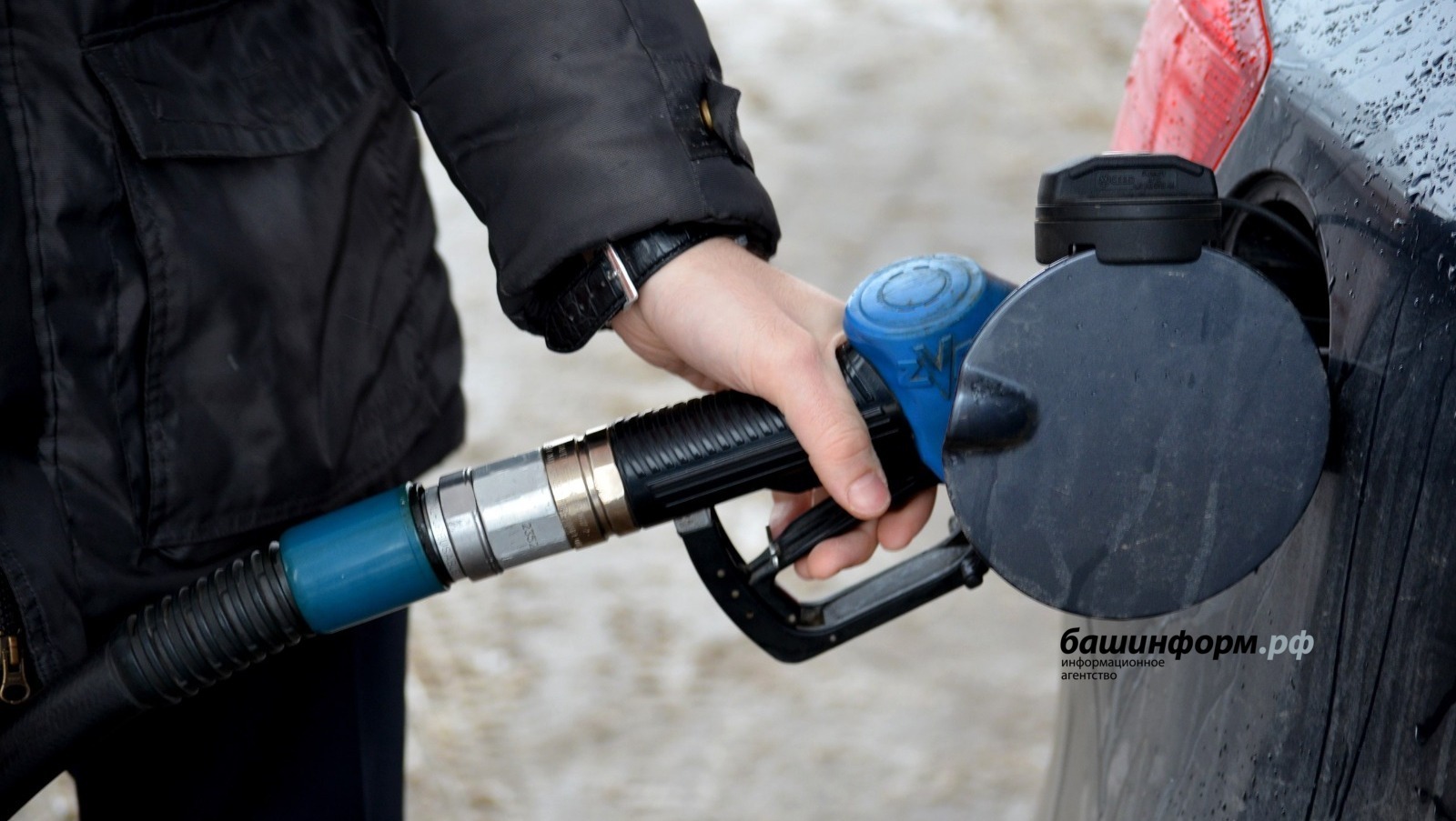 На заправках Башкирии вновь подорожал бензин