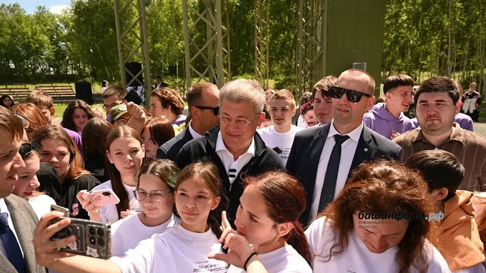 Радий Хабиров призвал глав муниципалитетов встречаться с молодежью
