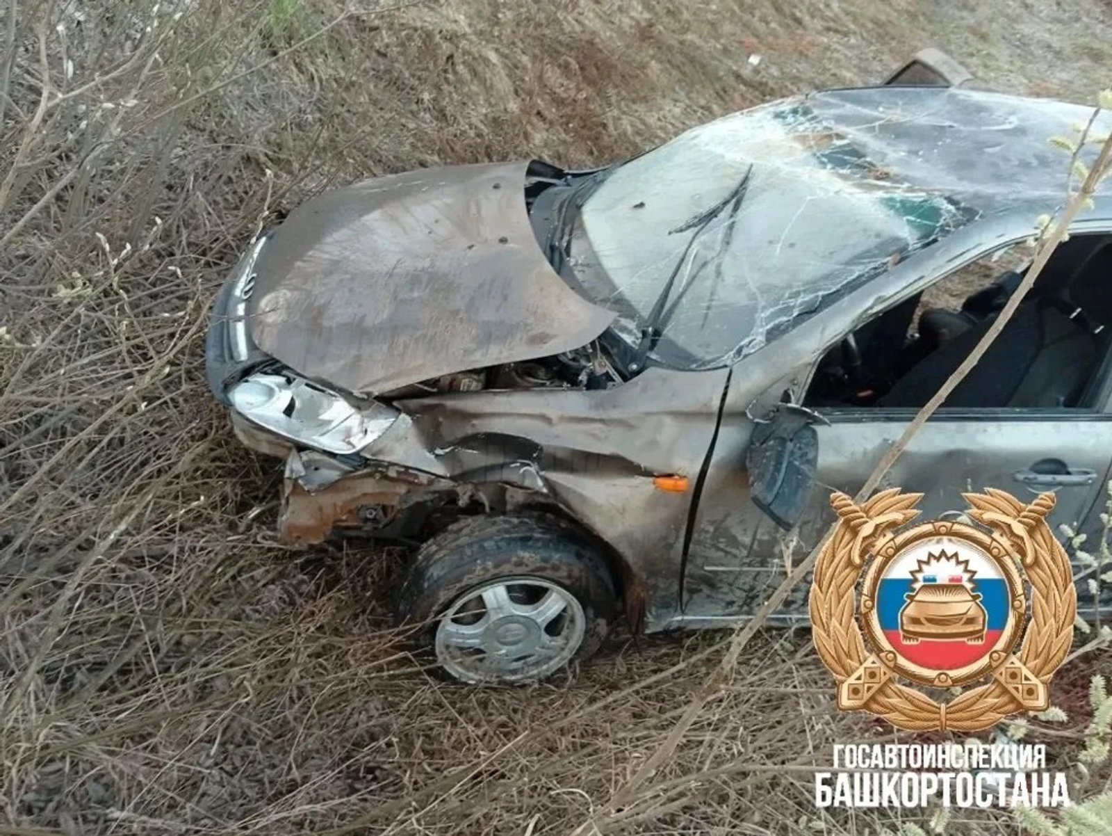 В Башкирии после съезда в кювет погиб водитель «Лады Гранты»